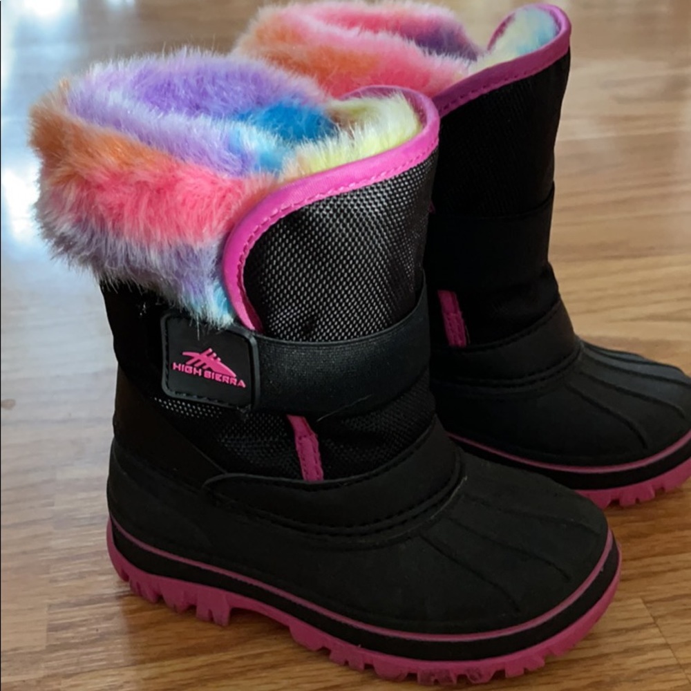 Rainbow size 8T Snow boots- toddler/girls